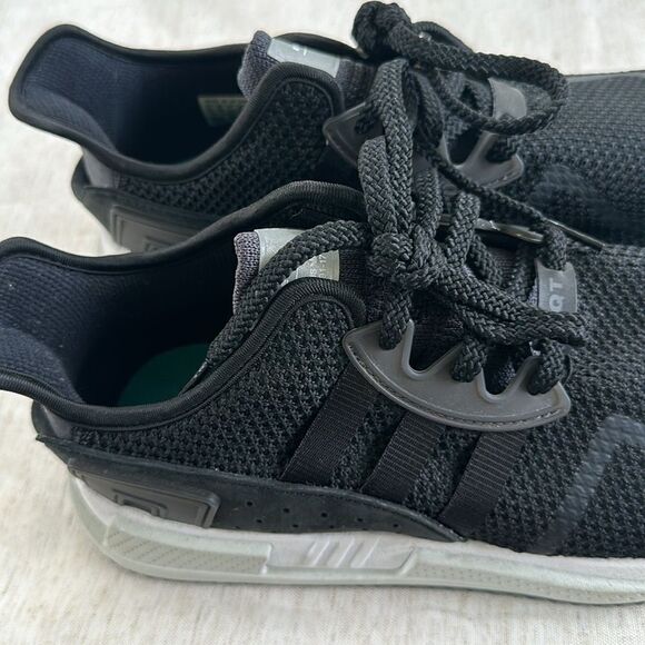 Adidas Men's Equipment Cushion Adv Lace Up Sneakers 10.5 - Picture 3 of 9